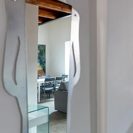 Piazza Del - Апартаменты *