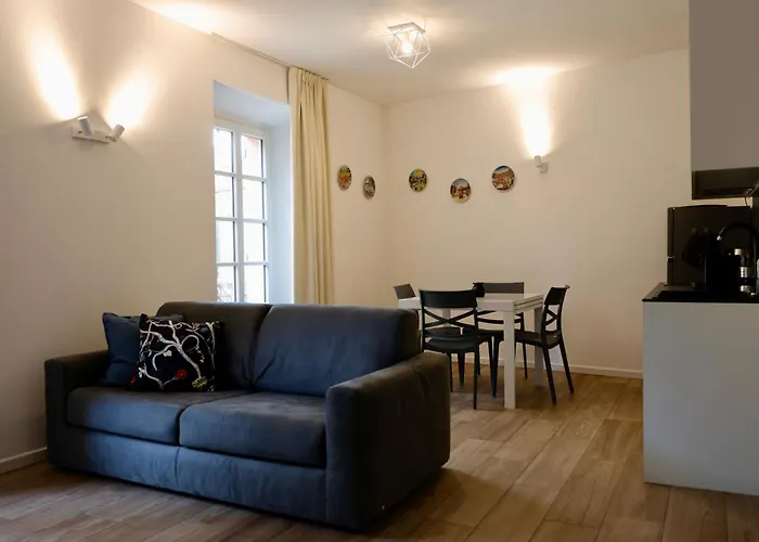 Piazza Del - * Menaggio