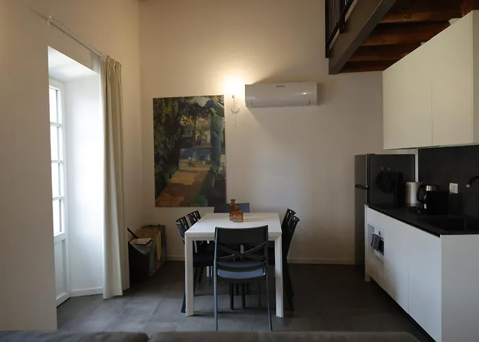 Lägenhet Piazza Del -