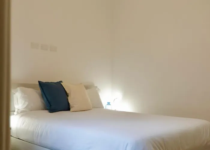 Lägenhet Piazza Del - *