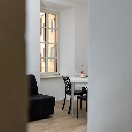 Apartamento Piazza Del - *