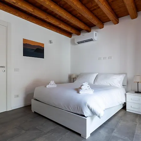 Piazza Del - Apartamento *