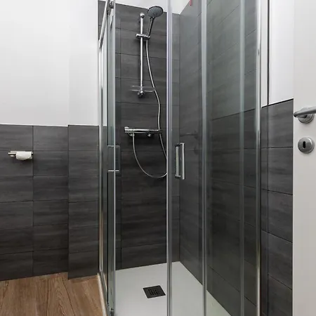 Piazza Del - Apartamento *