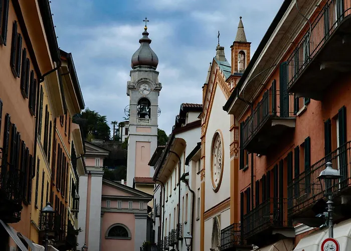 Piazza Del -